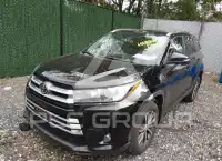 2019 Toyota Highlander photo
