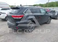 2019 Toyota Highlander фото