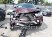 2019 Toyota Highlander фото