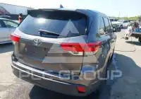 2019 Toyota Highlander фото