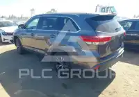 2019 Toyota Highlander photo