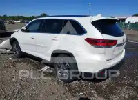 2019 Toyota Highlander фото