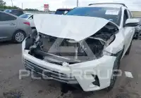 2019 Toyota Highlander фото