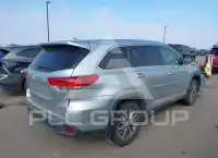 2019 Toyota Highlander фото