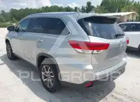 2019 Toyota Highlander фото