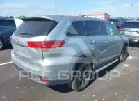 2019 Toyota Highlander фото