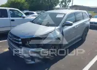 2019 Toyota Highlander фото