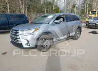 2019 Toyota Highlander фото