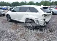 2019 Toyota Highlander фото