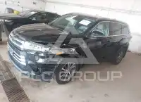 2019 Toyota Highlander фото