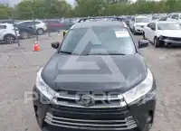 2019 Toyota Highlander фото