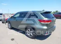 2019 Toyota Highlander фото