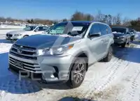 2019 Toyota Highlander фото