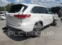 2019 Toyota Highlander photo