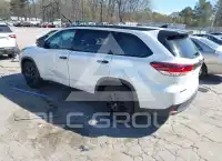 2019 Toyota Highlander photo