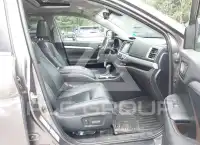 2019 Toyota Highlander фото