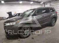 2019 Toyota Highlander фото