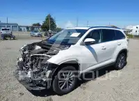 2019 Toyota Highlander фото