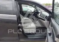 2019 Toyota Highlander фото