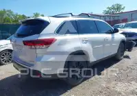2019 Toyota Highlander фото