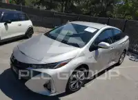 2019 Toyota PRIUS photo