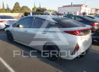 2019 Toyota PRIUS photo