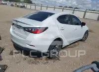 2019 Toyota YARIS photo