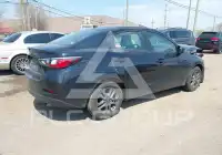 2019 Toyota YARIS фото