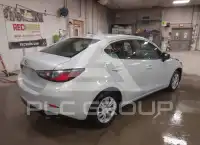 2019 Toyota YARIS фото