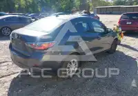 2019 Toyota YARIS фото