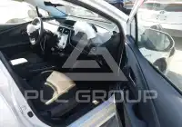 2019 Toyota PRIUS фото
