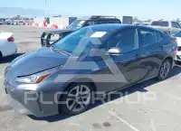 2019 Toyota PRIUS photo