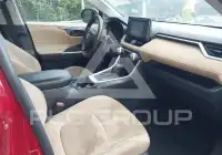 2019 Toyota RAV4 фото