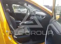 2019 Toyota RAV4 photo