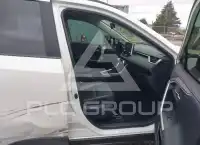 2019 Toyota RAV4 photo