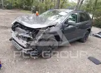2019 Toyota RAV4 фото