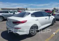 2019 KIA Optima photo