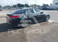 2019 KIA Optima photo