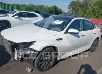 2019 KIA Optima photo