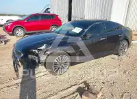 2019 KIA Stinger фото