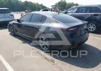 2019 KIA Stinger photo