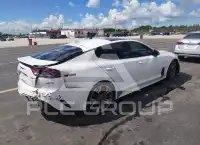 2019 KIA Stinger фото