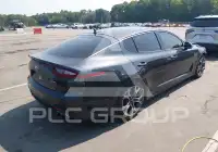 2019 KIA Stinger photo