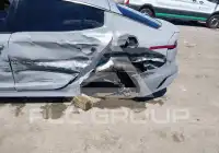 2019 KIA Stinger фото
