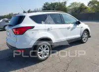 2019 Ford ESCAPE photo