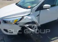 2019 Ford ESCAPE photo