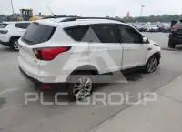 2019 Ford ESCAPE photo