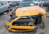 2019 Ford MUSTANG photo