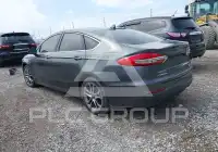 2019 Ford FUSION photo