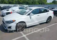 2019 Ford FUSION фото